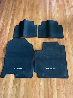 2018-2023 Hyundai Kona Carpet Floor Mats Genuine OEM Accessories J9F14-AC001